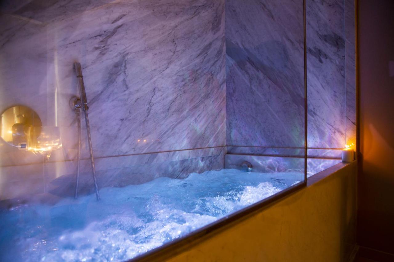 Fenetre Sur Le Blue Lägenhet Taormina Exteriör bild