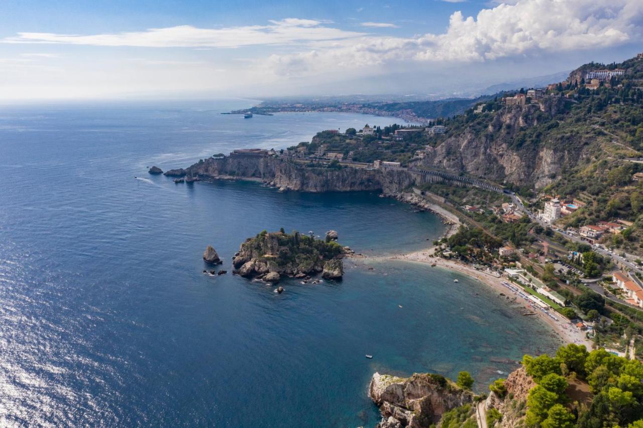 Fenetre Sur Le Blue Lägenhet Taormina Exteriör bild